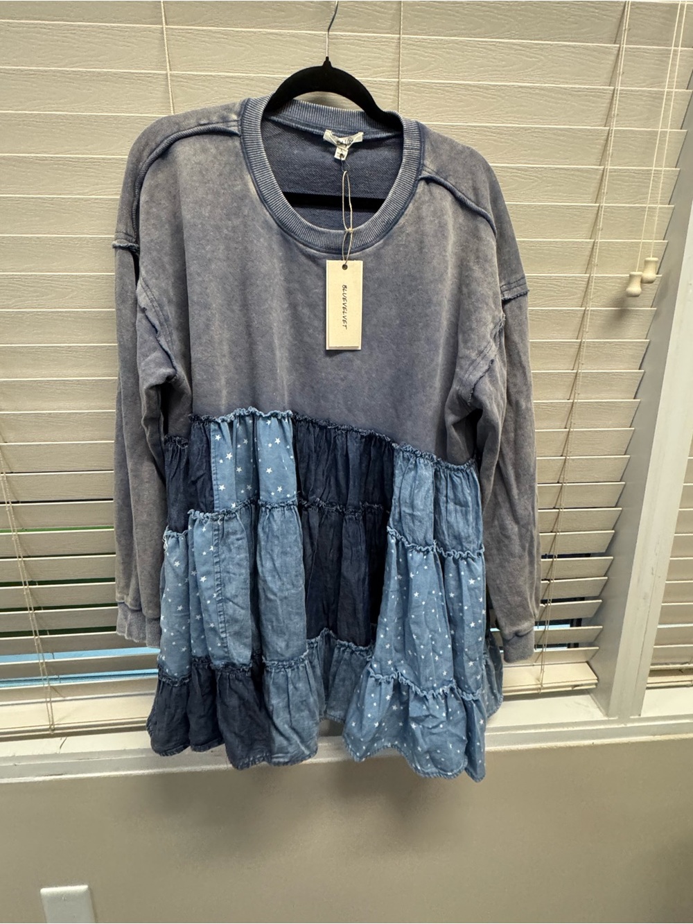 Blue Velvet Women's Crewneck Sweatshirt in Washed Blue